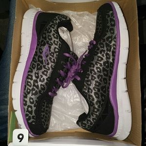 Cheetah/Purple Lightweight Run/Walking/Yoga Shoe